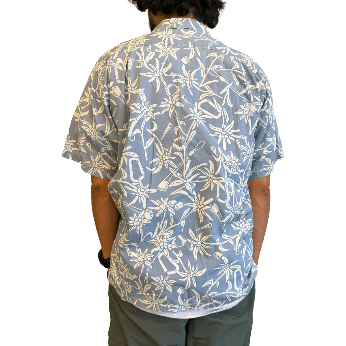 mont-bell モンベル FLOWER & OUTDOOR GEAR PATTERN S/S SHIRT