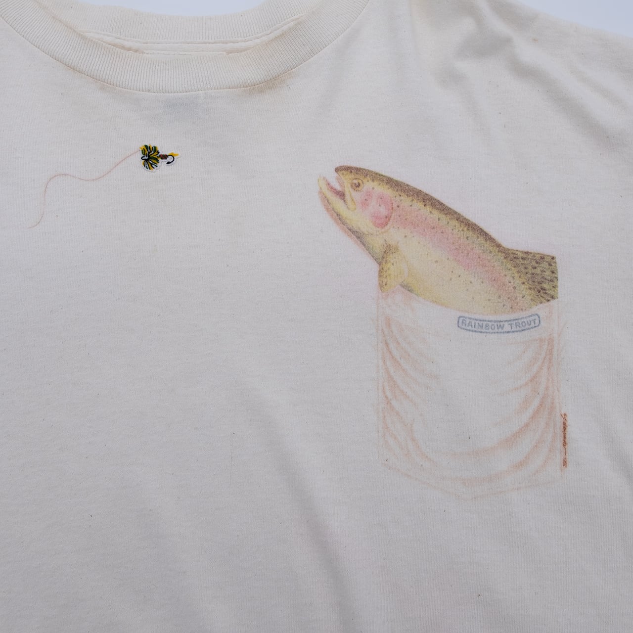 【USED】90s ECOSPORT Rainbow Trout Pocket Print T-Shirt