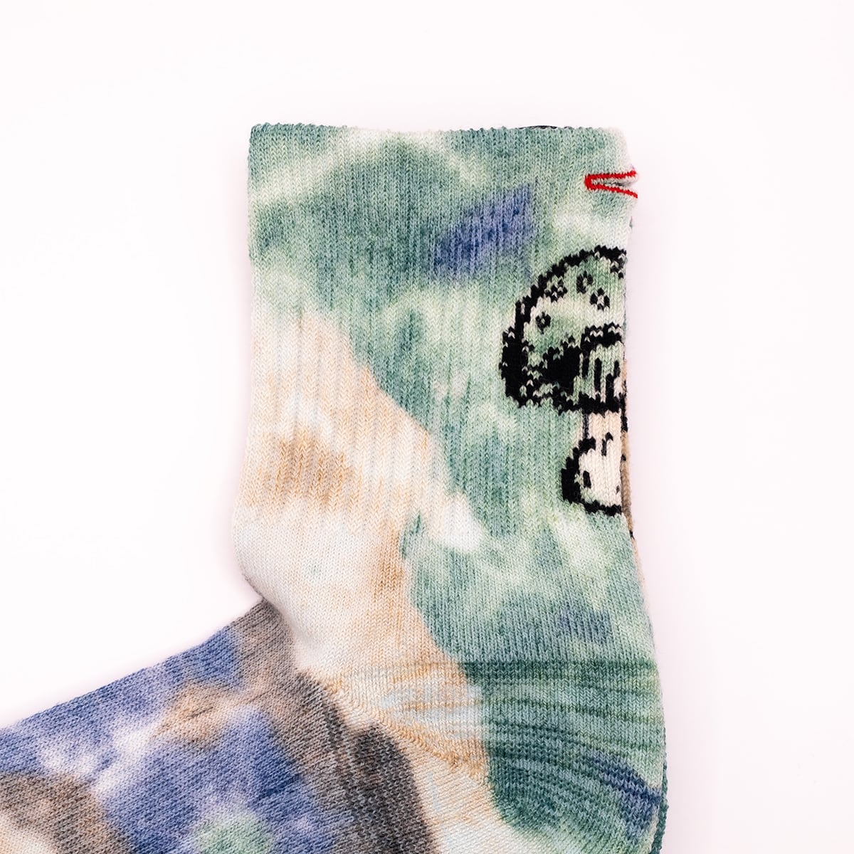 【DM便190円】HIKER TRASH ハイカートラッシュ DAY DREAMER HIKE TREK MID（HT30009）