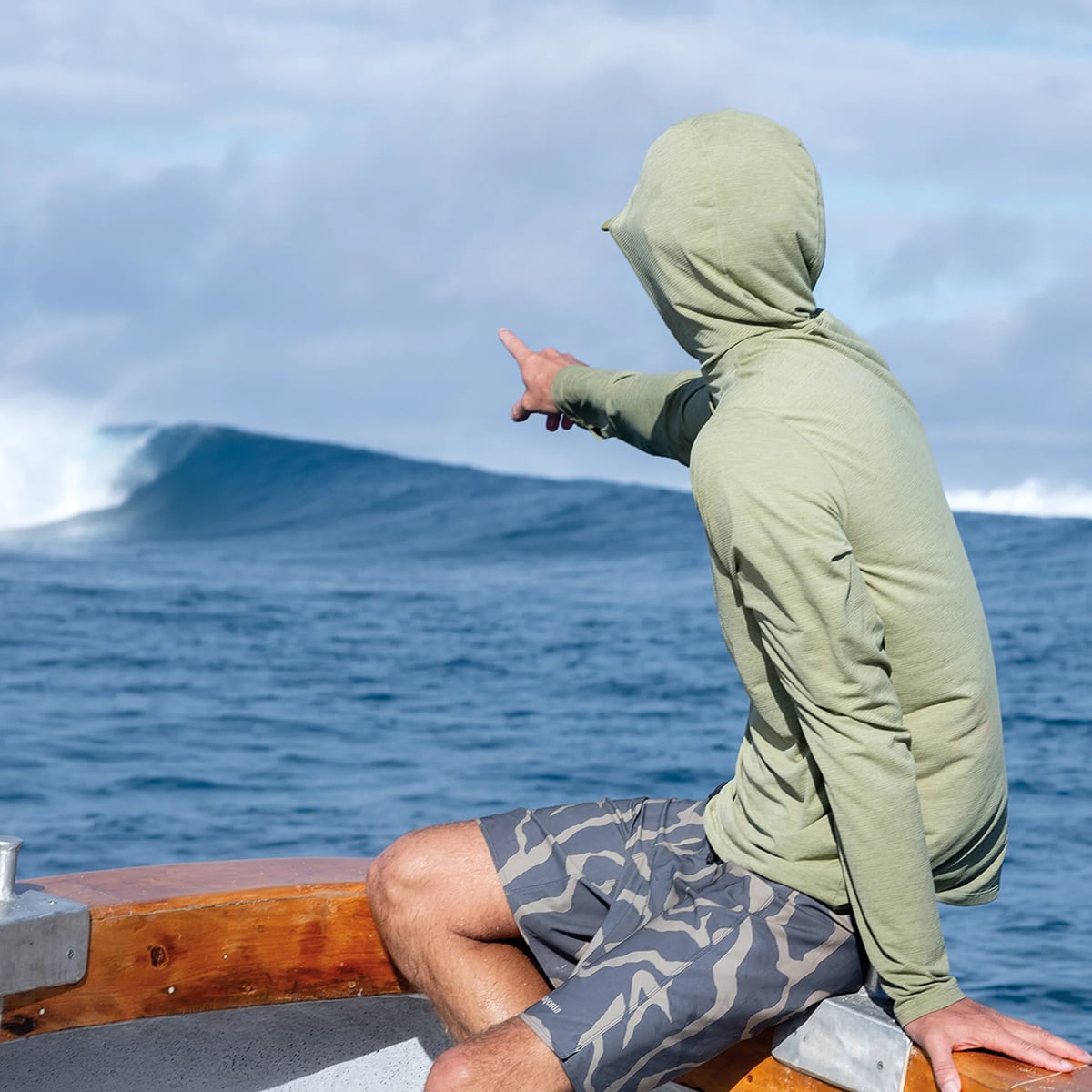 【DM便190円】Patagonia パタゴニア Men's Capilene? Cool Sun Hoody - Water People Banner メンズ・キャプリーン・クール・サン・フーディ（ウォーター・ピープル・バナー）