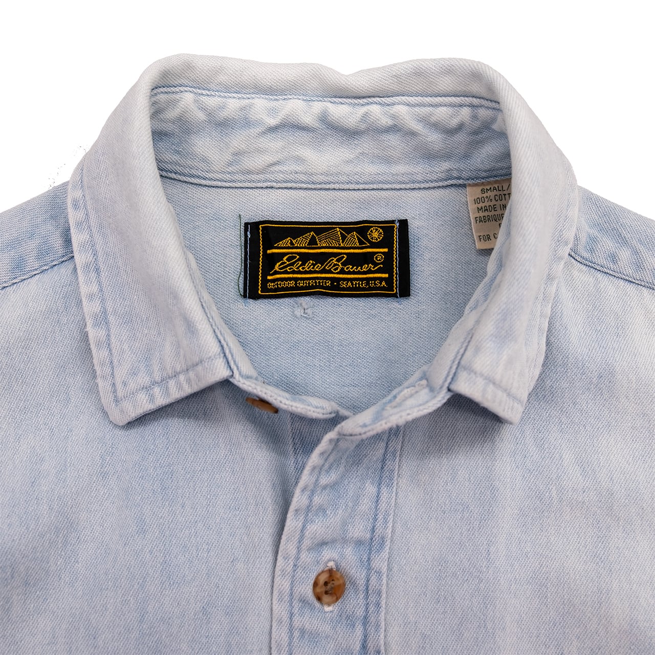 【USED】90s Eddie Bauer エディーバウアー Light Wash Denim Shirt with Fly Fishing Embroidery ライトウォッシュ デニムシャツ (フライフィッシング刺繍) 黒タグ
