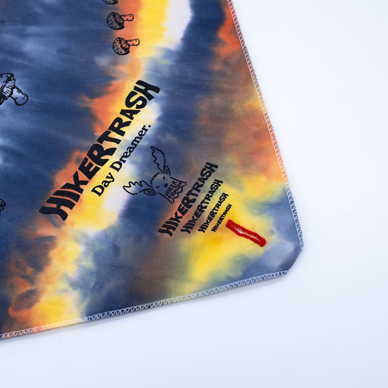 【DM便190円】HIKER TRASH ハイカートラッシュ DAYDREAMER ”BANDANA”（HT50013） デイドリーマー バンダナ